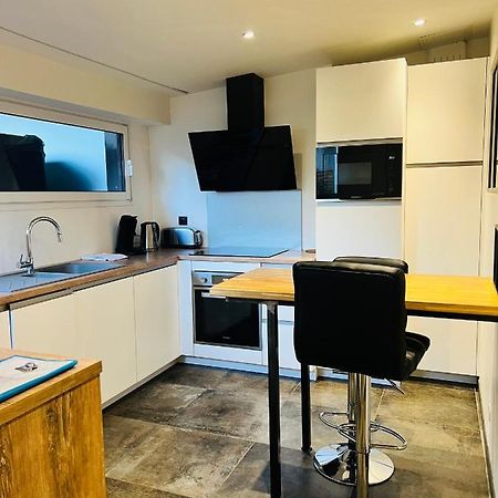 Le Saint Symphorien, Parking Gratuit Privee Apartman Vannes Kültér fotó
